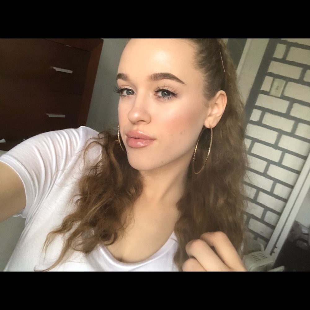 Meet your Posher, Maria